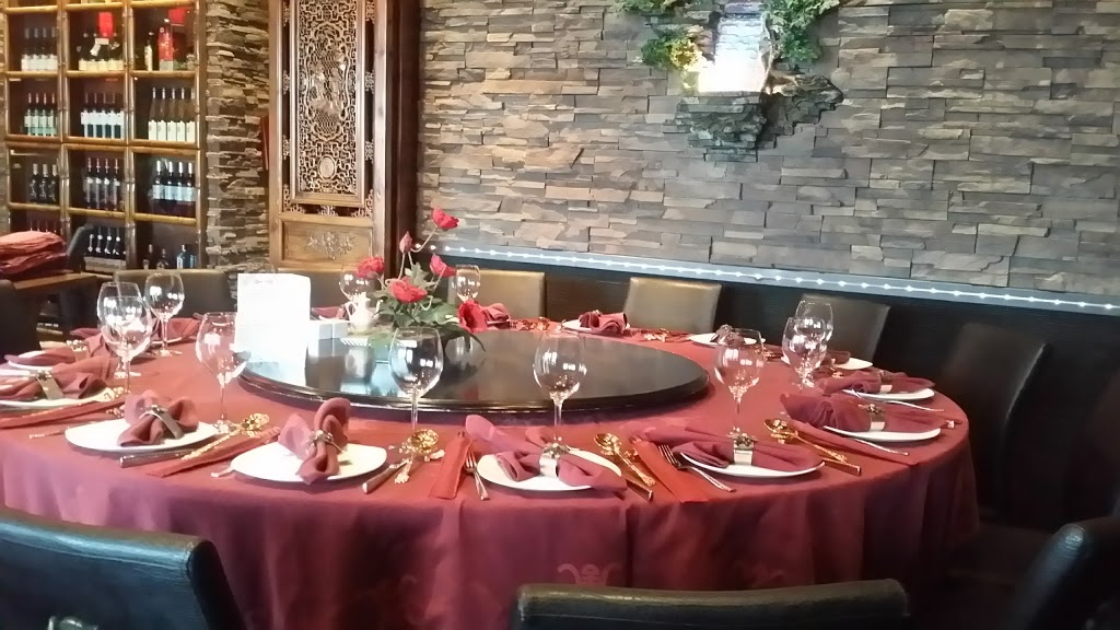 Cynthias Chinese Restaurant | 2460 Neyagawa Blvd #1, Oakville, ON L6H 7P4, Canada | Phone: (905) 338-1818