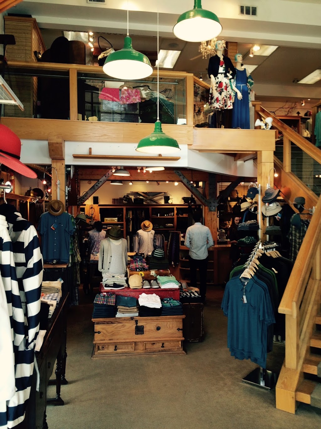 Mouats Clothing | 104 Purvis Ln, Salt Spring Island, BC V8K 2S3, Canada | Phone: (877) 490-5593