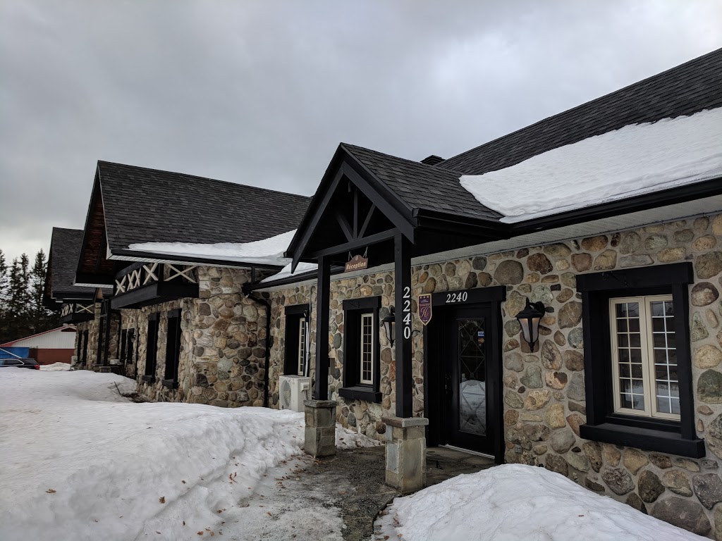 Condos Hotels Lion DOr | 2240 Chemin du Parc, Orford, QC J1X 7A2, Canada | Phone: (855) 769-0107