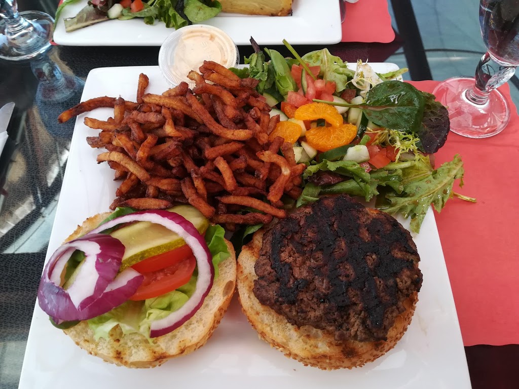 Bistro Galerie des Viandes | 1200 Chemin de Saint-Jean, La Prairie, QC J5R 6P2, Canada | Phone: (450) 619-1490