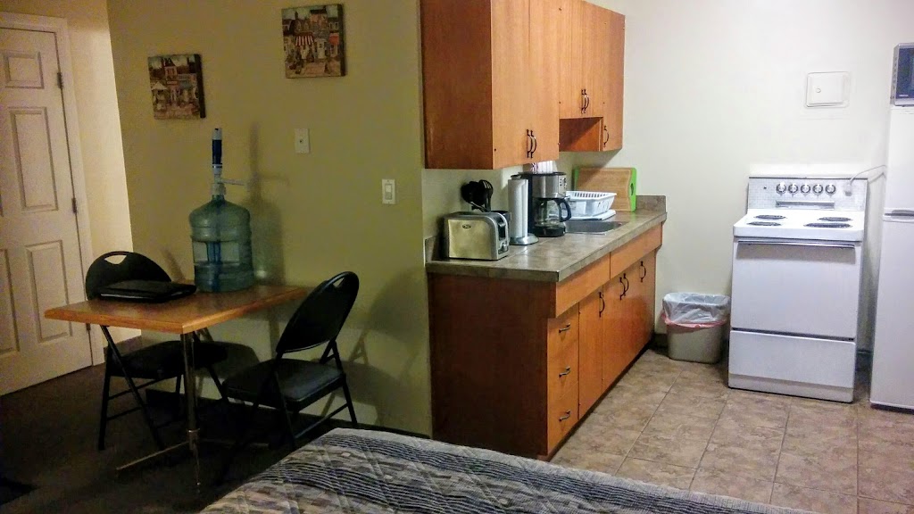 Elrose Inn & Suites | 101 4 Ave E, Elrose, SK S0L 0Z0, Canada | Phone: (306) 378-2377