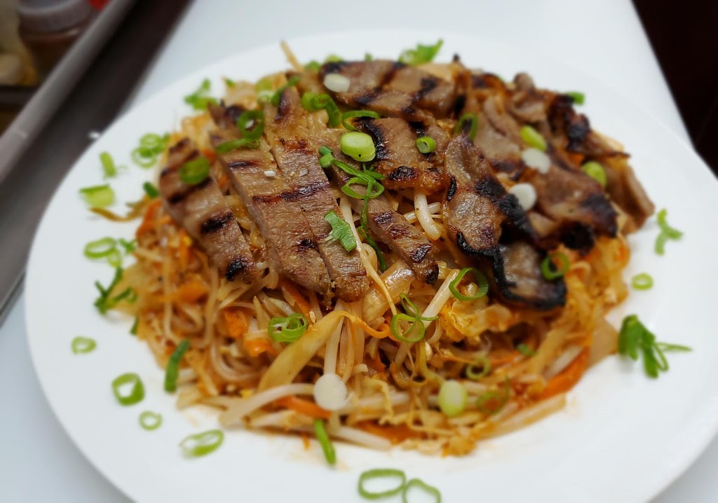 Toké | 4740 Rue Hochelaga, Montréal, QC H1V 1E3, Canada | Phone: (514) 259-8280