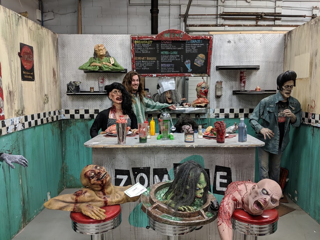 Amazing Party Store (Seasonal Location) | 80 Queen Elizabeth Blvd, Etobicoke, ON, Toronto, ON M8Z 4N9, Canada | Phone: (416) 789-5959