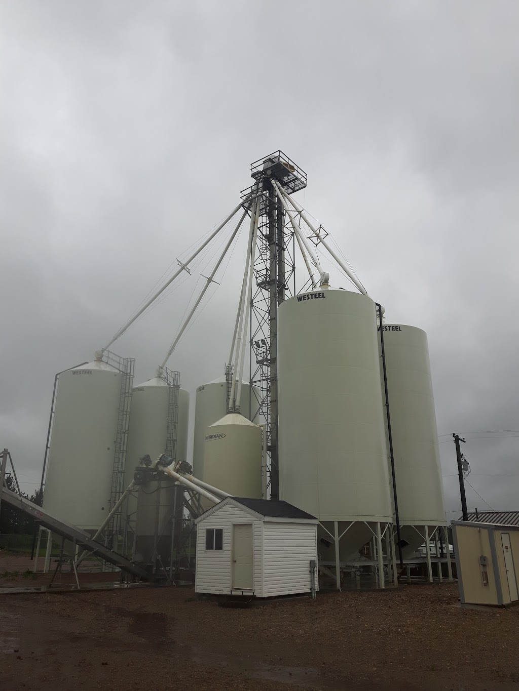 McEwens Fuels & Fertilizers | 2712 50 St, Smoky Lake, AB T0A 3C0, Canada | Phone: (780) 656-3881