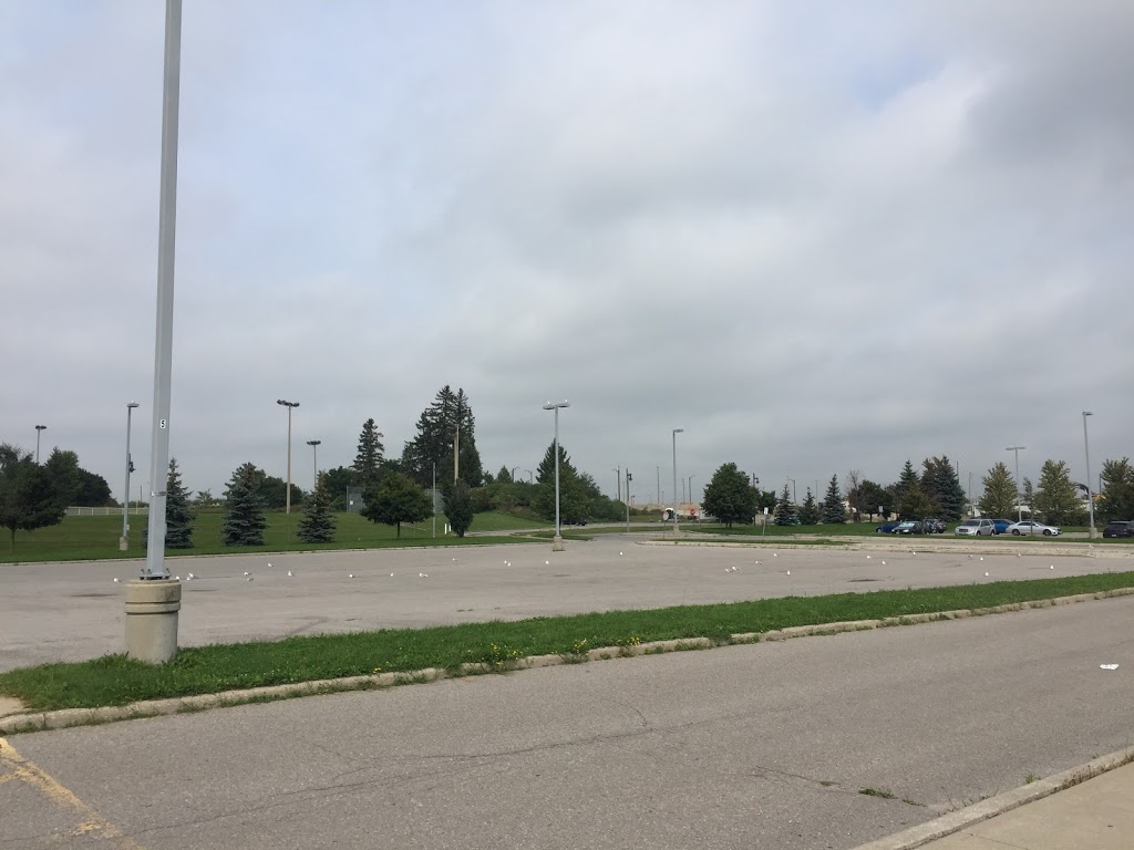 Richmond Green Secondary School | 1 William F. Bell Pkwy, Richmond Hill, ON L4S 2T9, Canada | Phone: (905) 780-7858