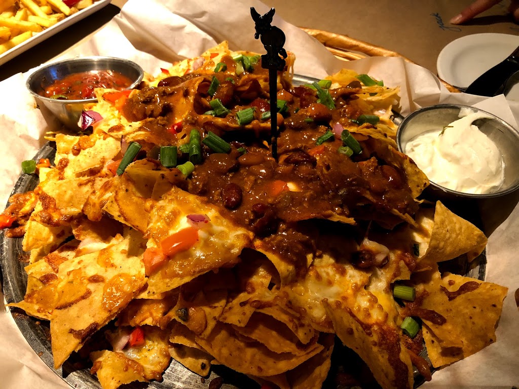 Jack Astors Bar & Grill Square One | 219 Rathburn Rd W, Mississauga, ON L5B 4C1, Canada | Phone: (905) 566-4662