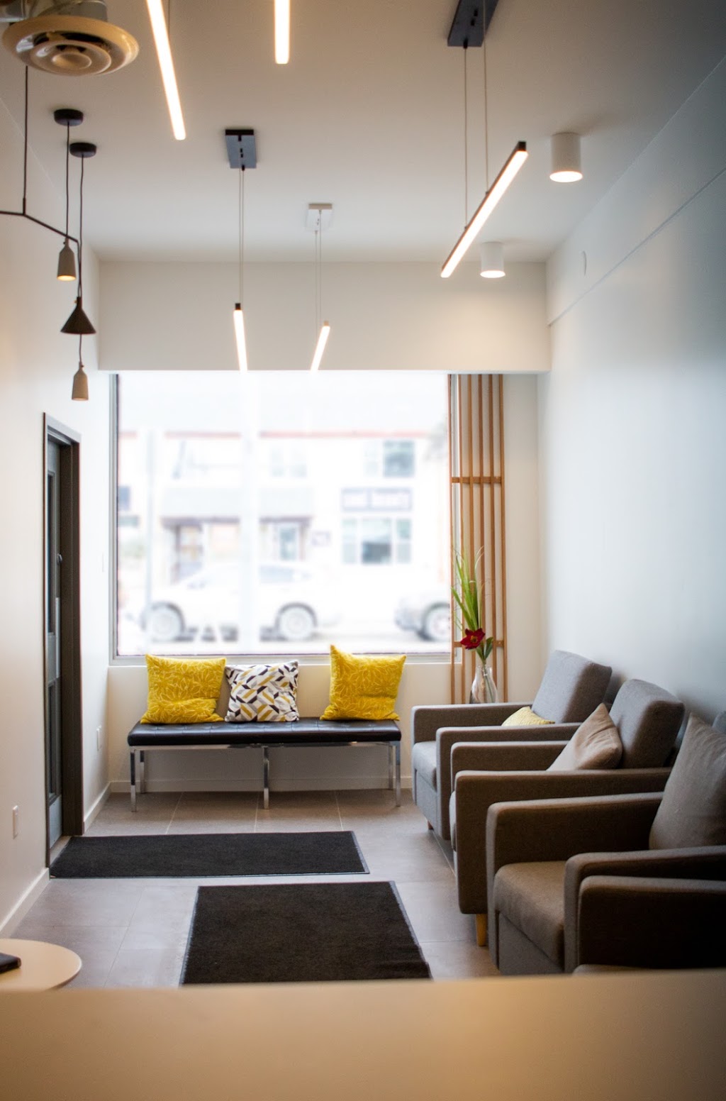 Shine Dental River Heights | 564 Academy Rd, Winnipeg, MB R3N 0E3, Canada | Phone: (204) 489-2204