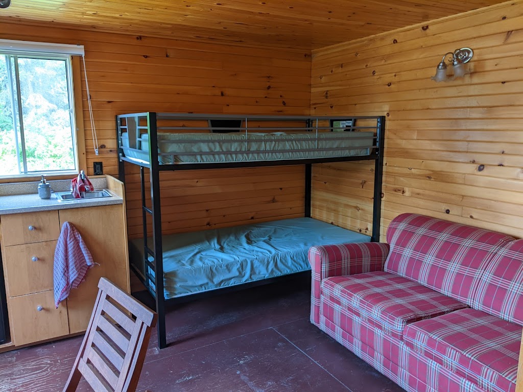 Tourist center Lac-Kénogami | 9000 Rte de Kénogami, Jonquière, QC G7X 0H9, Canada | Phone: (800) 665-6527