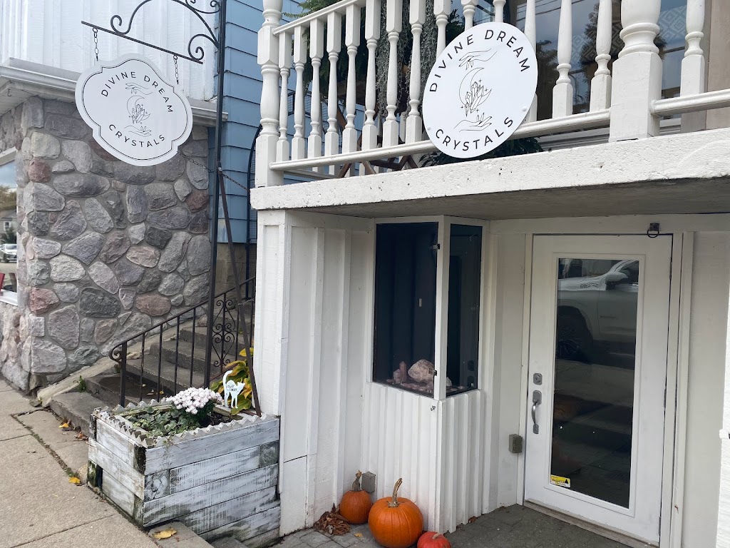 Divine Dream Crystals | 1399 King St N Lower Level, St. Jacobs, ON N0B 2N0, Canada | Phone: (647) 464-6822