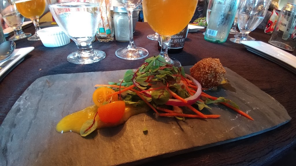 Restaurant Le Vieux Saint-Mathias | 284 Chemin des Patriotes, Saint-Mathias-sur-Richelieu, QC J3L 6A3, Canada | Phone: (450) 658-5613
