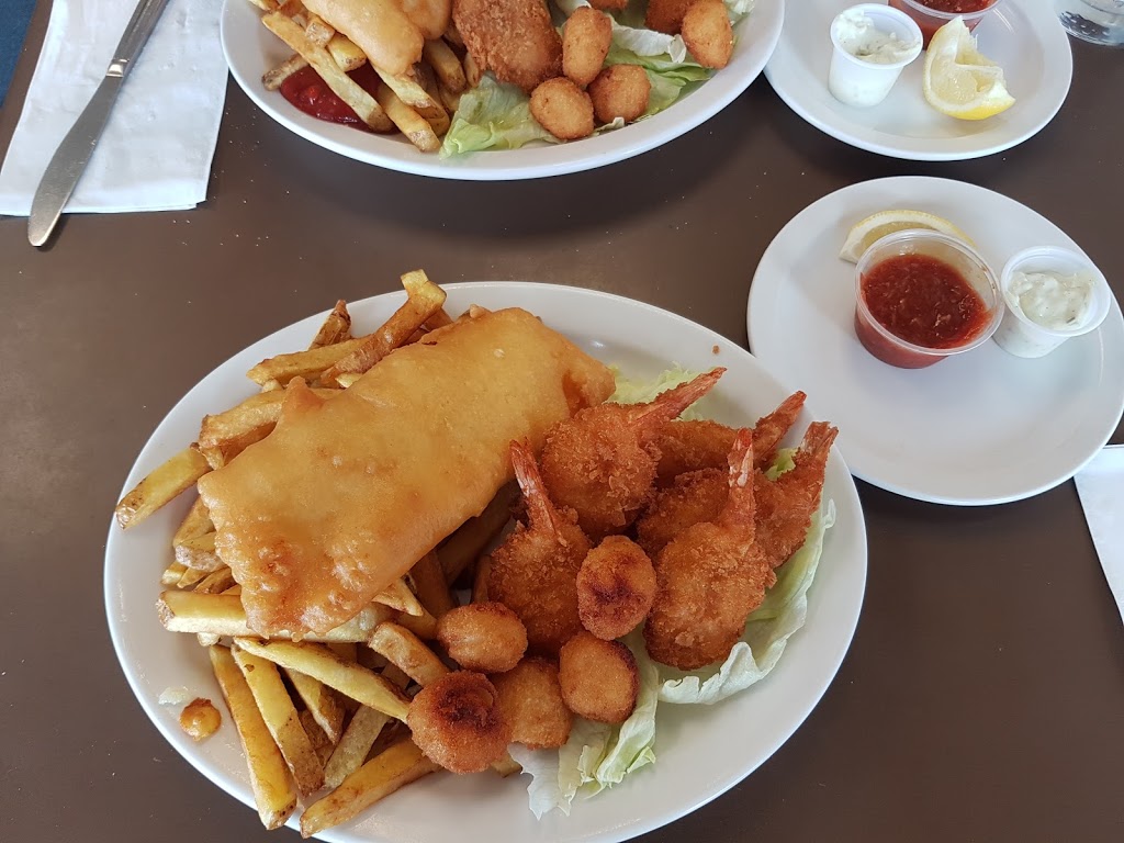 Hookseys Fish & Chips | 3050 Garden St, Whitby, ON L1R 2G7, Canada | Phone: (905) 666-0992