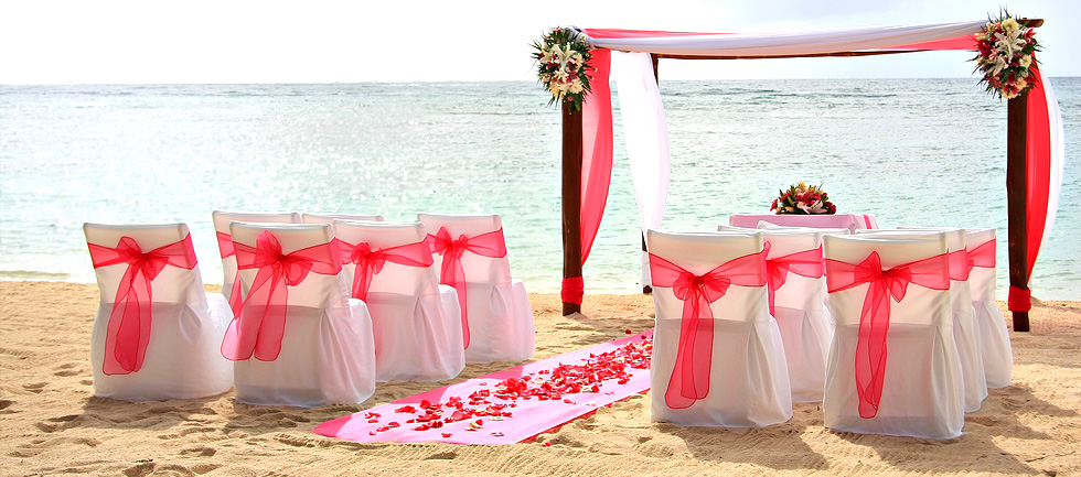 Dream Destination Weddings | 1131 Nottinghill Gate Suite 203, Oakville, ON L6M 1K5, Canada | Phone: (844) 749-0725
