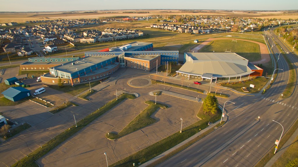 Morinville Community High School | 9506 100 Ave, Morinville, AB T8R 1P6, Canada | Phone: (780) 939-6891