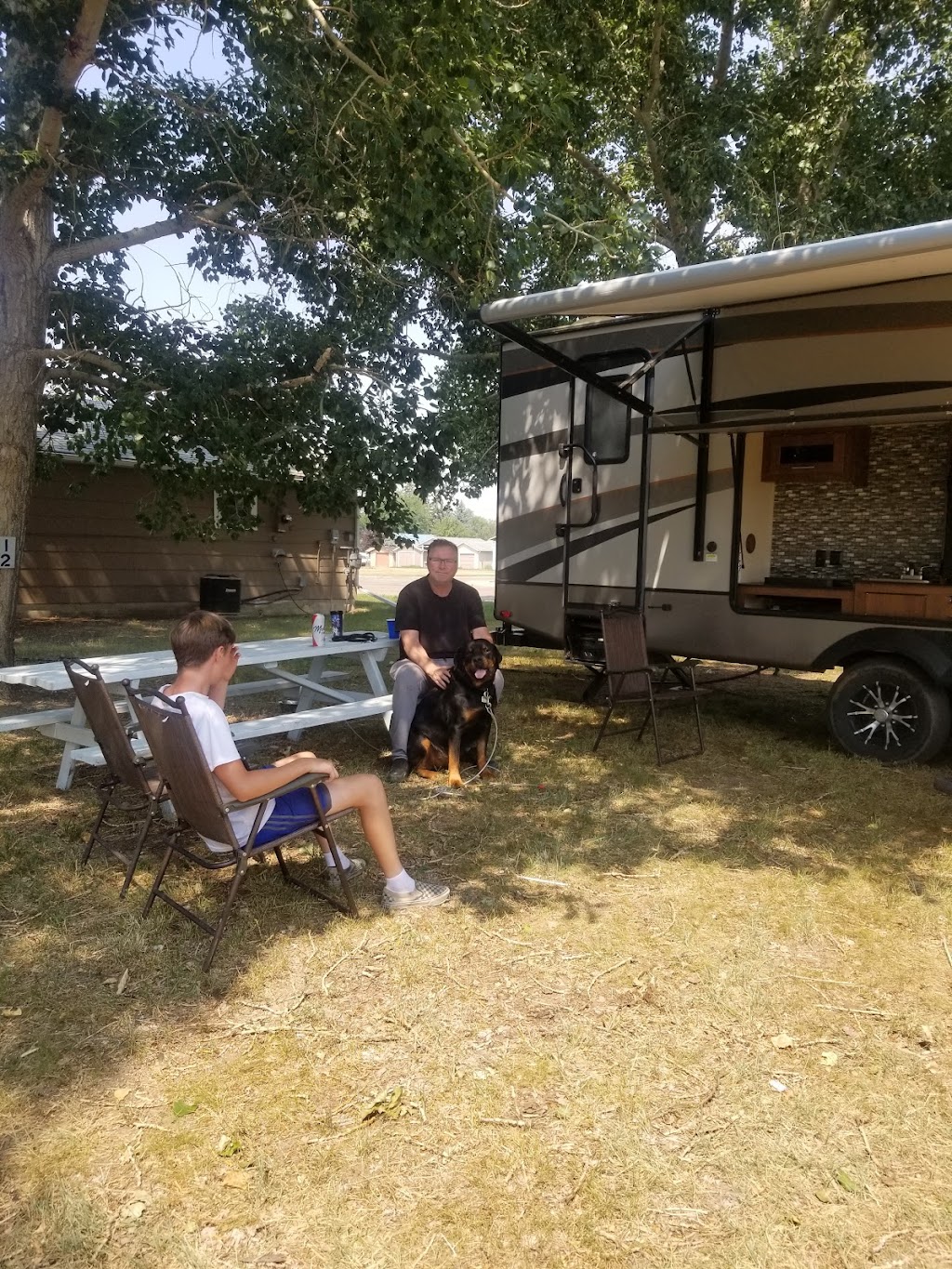 Bassano Homecoming Campground | 601-605 2 Ave, Bassano, AB T0J 0B0, Canada | Phone: (403) 641-3788
