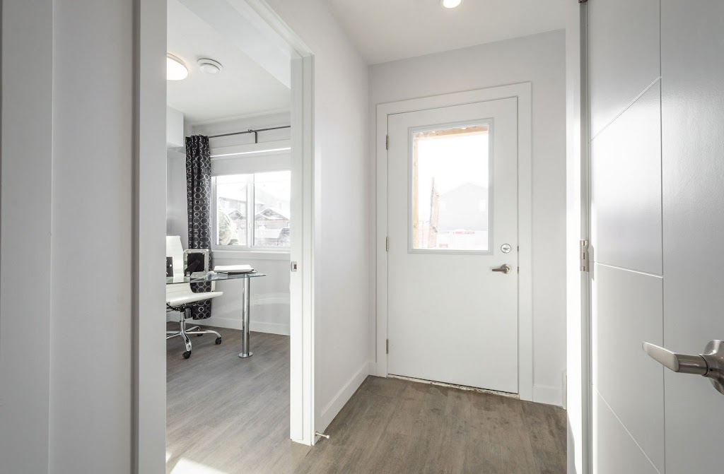 Chappelle Gardens Villas | 1234 Chappelle Blvd SW #70, Edmonton, AB T6W 4T3, Canada | Phone: (587) 598-4020