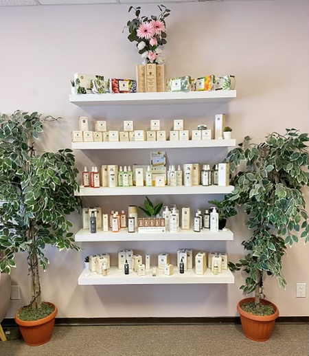 The Parlour Beauty and Day Spa | 78 Main St SW Unit B, Riverton, MB R0C 2R0, Canada | Phone: (204) 641-4901