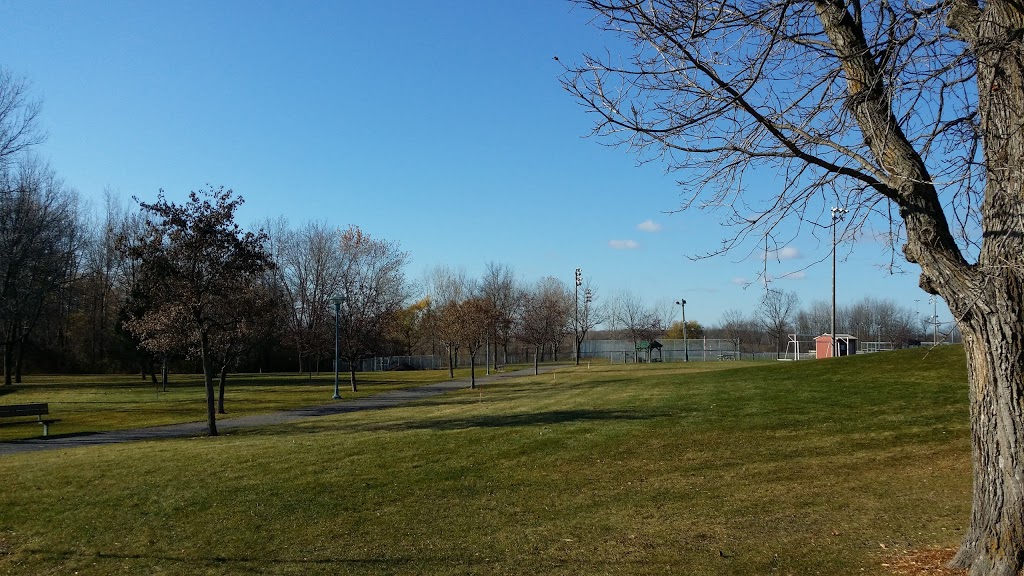 Parc René Lévesque | 3205 Rue de la Bastille, Boisbriand, QC J7H 1M1, Canada | Phone: (450) 435-1954 ext. 335