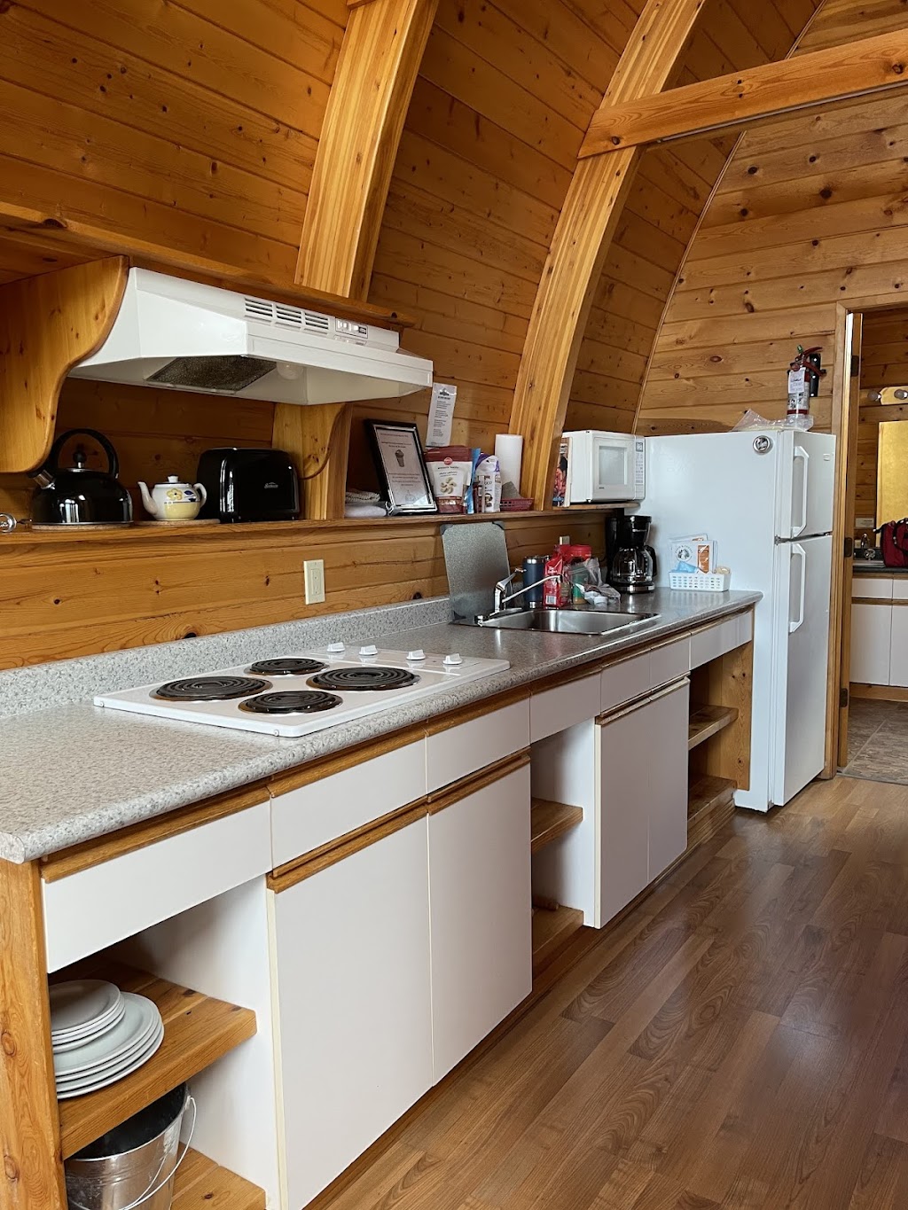 Oyster Bay Resorts | 4357 S Island Hwy, Campbell River, BC V9H 1N4, Canada | Phone: (250) 923-7413