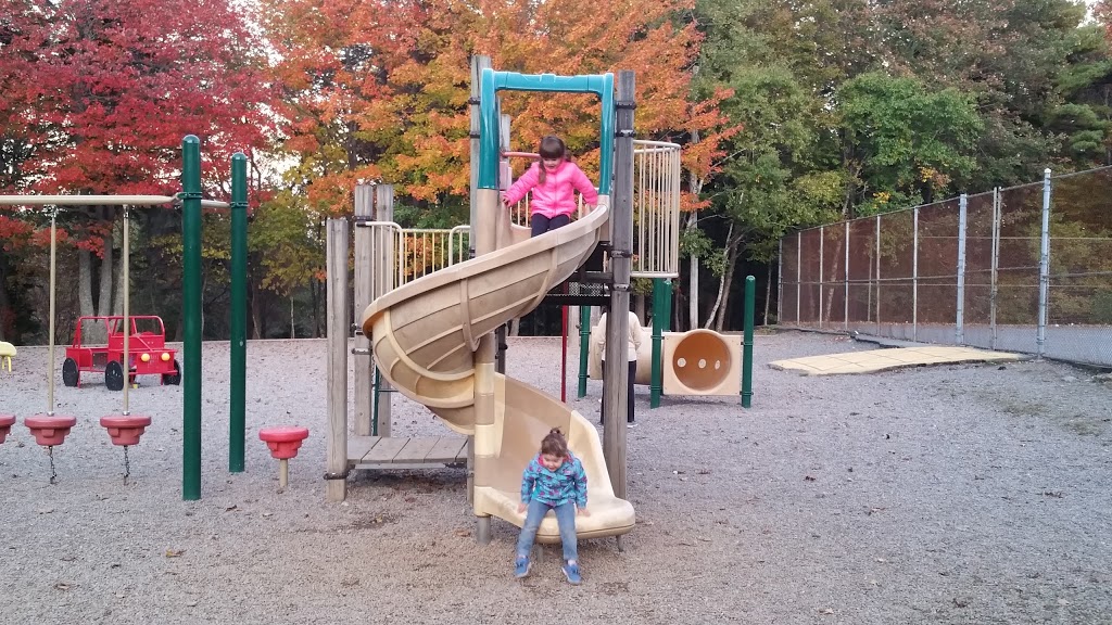 Duc dAnville Elementary | 12 Clayton Park Dr, Halifax, NS B3M 1L3, Canada | Phone: (902) 457-8940