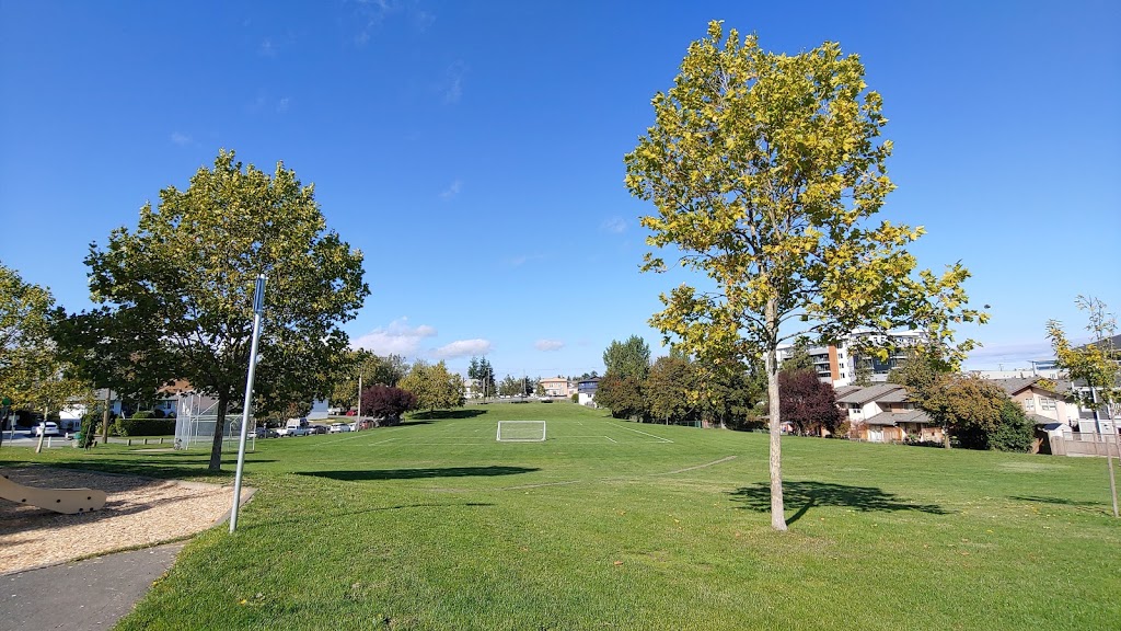 Rudd Park | 3366 Whittier Ave, Victoria, BC V8Z 3P9, Canada | Phone: (250) 475-5522