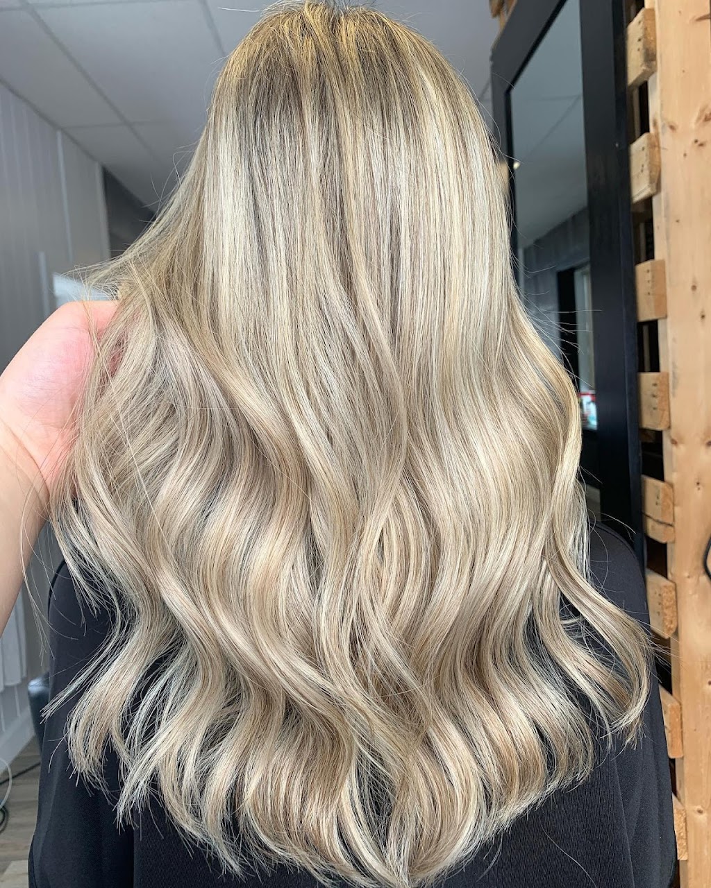 Élisa Poulin Coiffure | 148C Rue Monseigneur-Bilodeau, Saint-Lazare-de-Bellechasse, QC G0R 3J0, Canada | Phone: (581) 372-2914