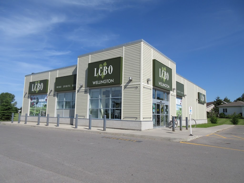 LCBO | 462 Wellington Main St, Wellington, ON K0K 3L0, Canada | Phone: (613) 399-3320