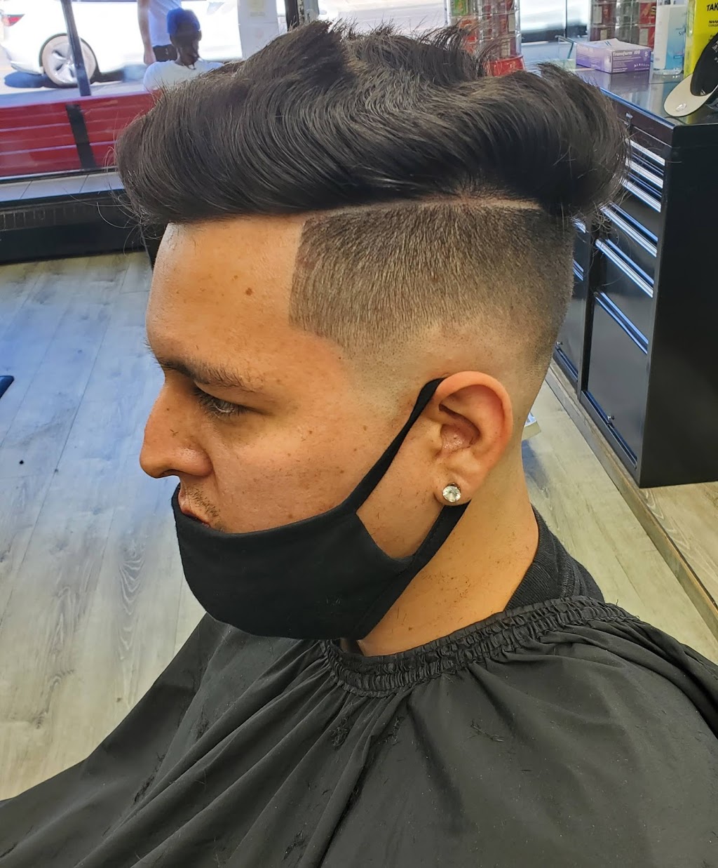 Finesse Cut Barber Shop | 918 Pape Ave, Toronto, ON M4K 3V2, Canada | Phone: (416) 786-9606