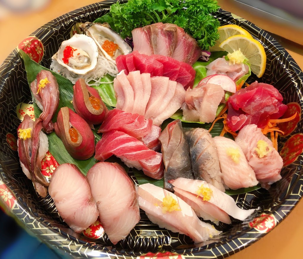 Oo-Kinza Fish House | 395 Bamburgh Cir D104, Scarborough, ON M1W 3Y1, Canada | Phone: (416) 493-3888
