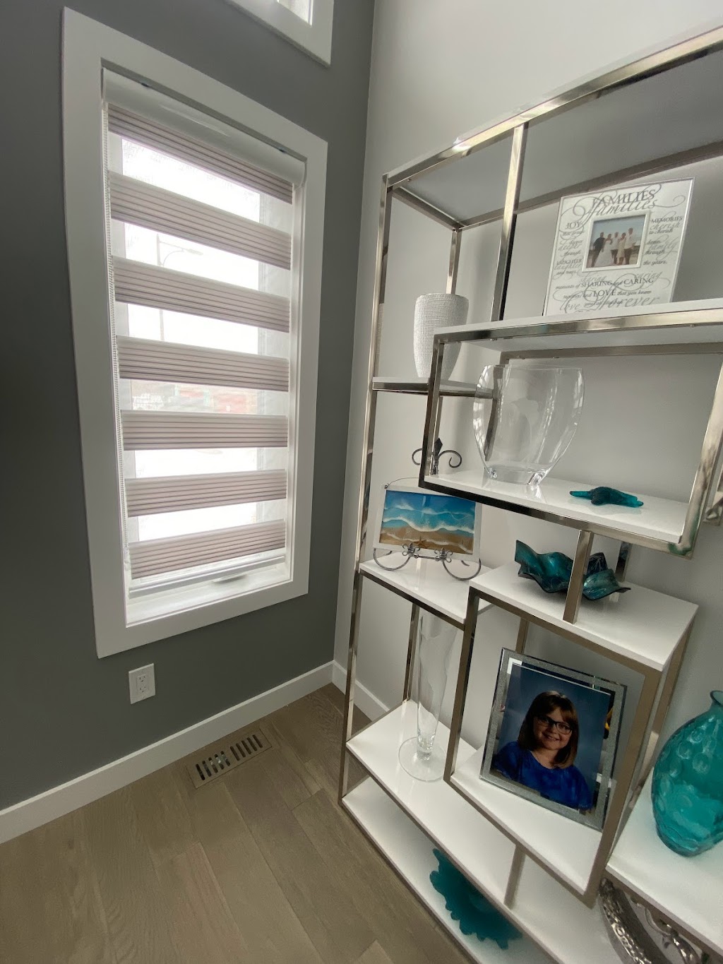 Brilliant Blinds Edmonton | 1725 Enright Link Nw, Edmonton, AB T6M 0Z4, Canada | Phone: (780) 691-7978