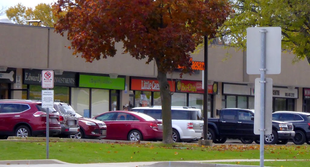 Little Caesars Pizza | 1500 Upper Middle Rd, Burlington, ON L7P 3P5, Canada | Phone: (905) 335-4623