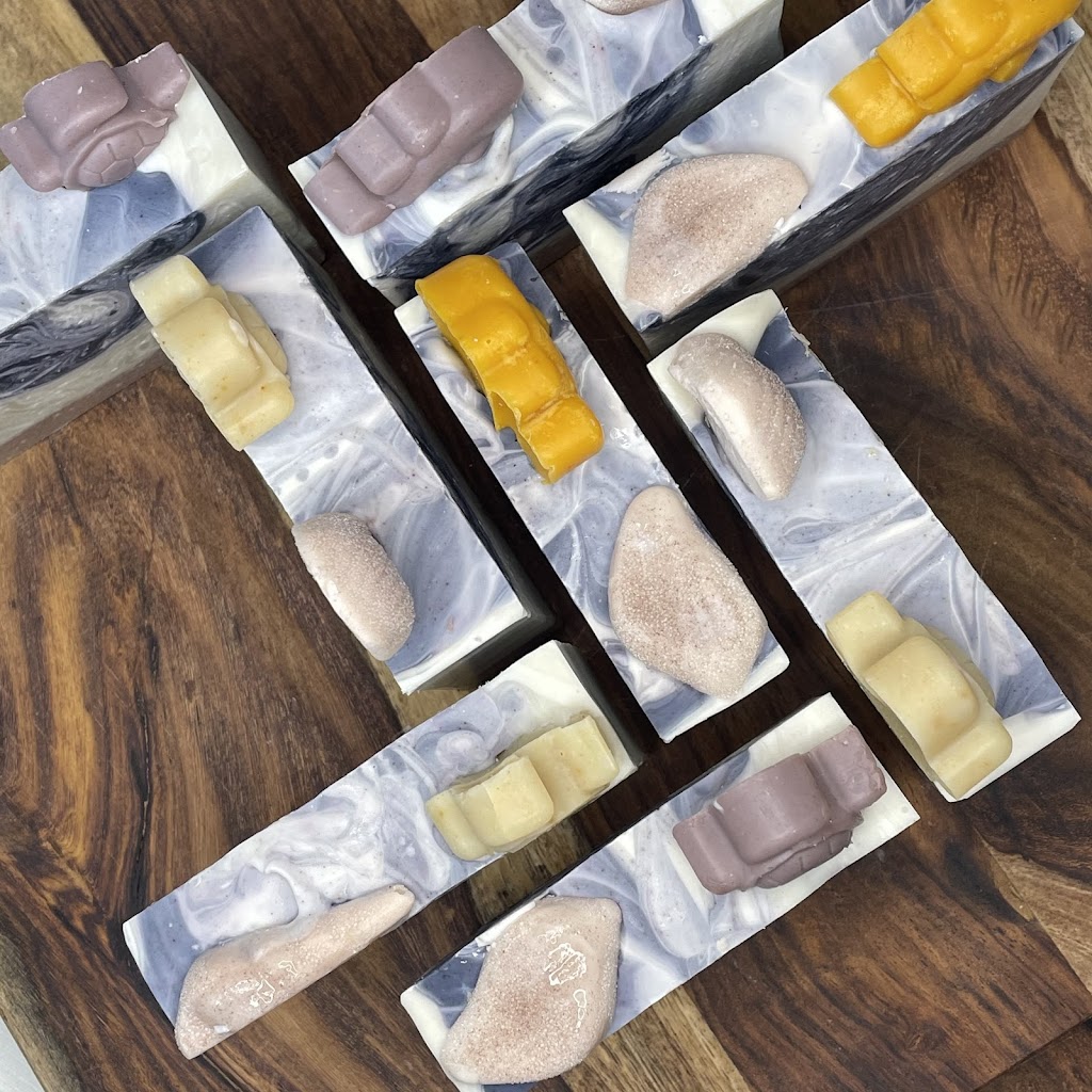 Cleanse Handpoured Artisanal Soap | 1076 King Rd, Burlington, ON L7T 3L7, Canada | Phone: (905) 550-8502