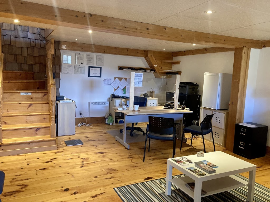 Heli-Tremblant | 72 QC-117, Mont-Tremblant, QC J8E 2X1, Canada | Phone: (819) 425-5662