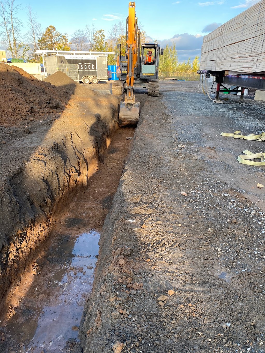 Excavex Rive-Sud Inc. - Excavation et retrait de pyrite | 3096-C Rue Bernard-Pilon, Saint-Mathieu-de-Beloeil, QC J3G 4S5, Canada | Phone: (514) 926-0094