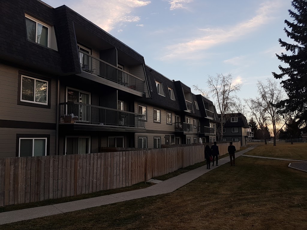 Westwinds Village | 5325 26 Ave SW, Calgary, AB T3E 6N3, Canada | Phone: (403) 508-0501