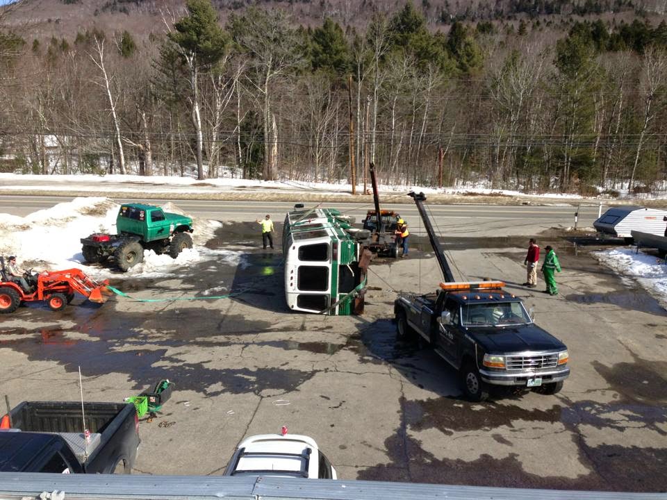 B&B Towing and Recovery / Truck Repair and Tire Center | 1066 Hinman Settler Rd, Brownington, VT 05860, USA | Phone: (802) 754-9448