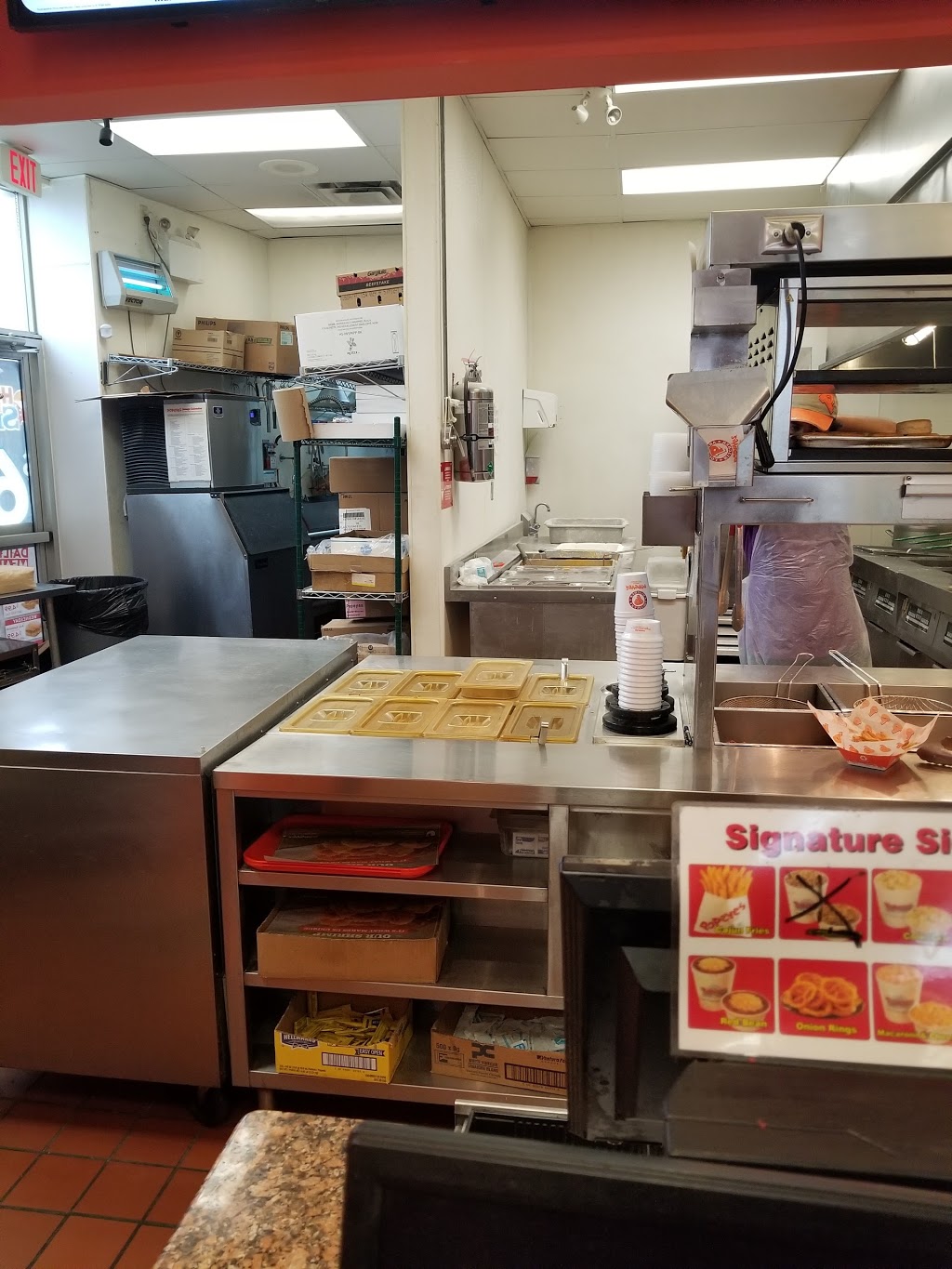 Popeyes Burlington | 2011 Plains Rd E, Burlington, ON L7R 5B3, Canada | Phone: (905) 633-8686