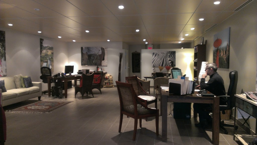 Dessine-moi un voyage | 8002 Rue Saint-Denis, Montréal, QC H2R 2G1, Canada | Phone: (514) 527-6516