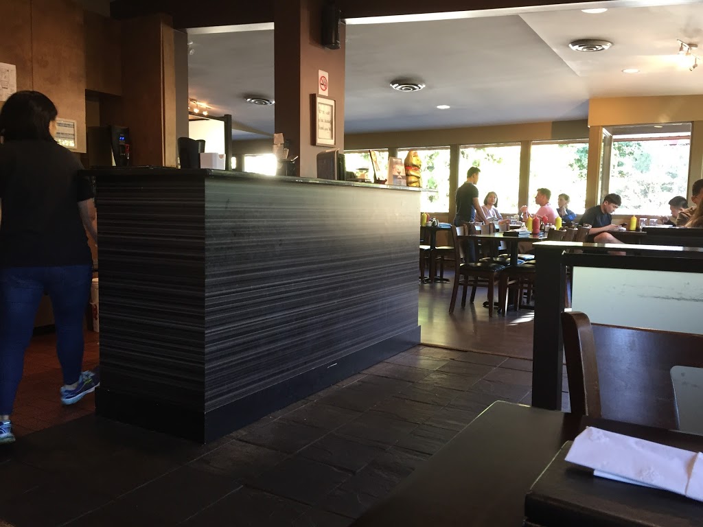 Green Leaf Vietnamese Bistro | 832 Goldstream Ave, Victoria, BC V9B 2X7, Canada | Phone: (250) 391-5589