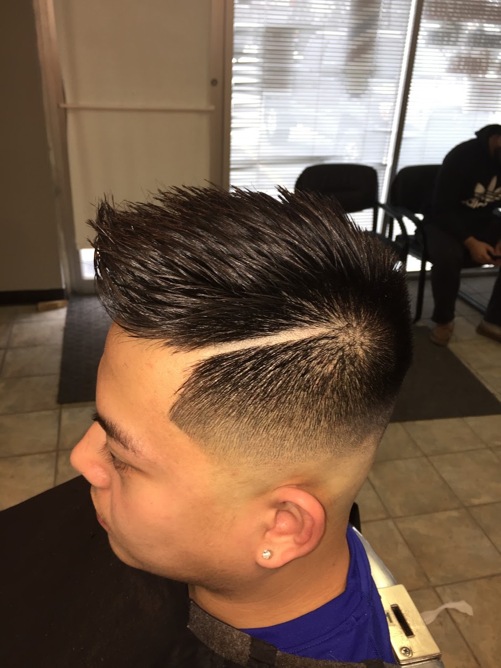 Crowfoot Barber Shop | 17 Crowfoot Rise NW, Calgary, AB T3G 4P5, Canada | Phone: (403) 289-3033