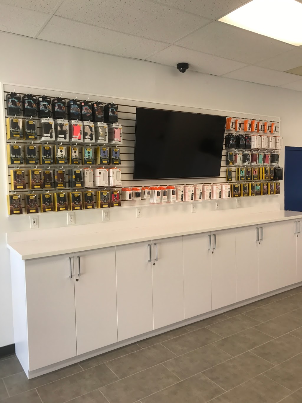 Advance BellMTS | 10-333 Main St, Stonewall, MB R0C 2Z0, Canada | Phone: (204) 467-2550