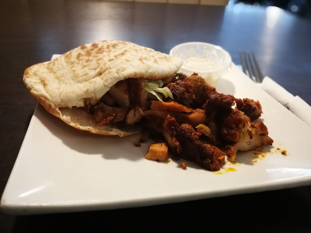 Zaras By The Lake | 2347 Lakeshore Rd W, Oakville, ON L6L 1H4, Canada | Phone: (905) 469-0004