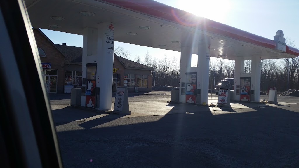 Petro-Canada | 3237 Route Harwood, Vaudreuil-Dorion, QC J7V 8P2, Canada | Phone: (450) 458-5959