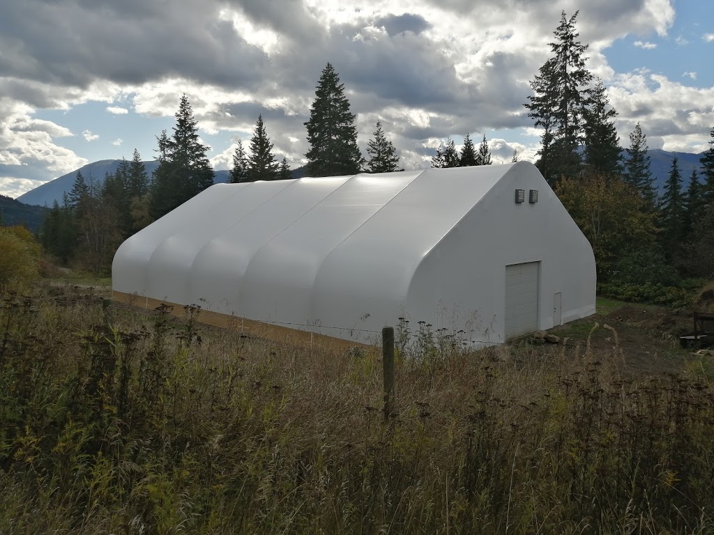 Ship Shape Shelter | 2483 Hendrickson Rd, Sorrento, BC V0E 2W1, Canada | Phone: (250) 835-4224