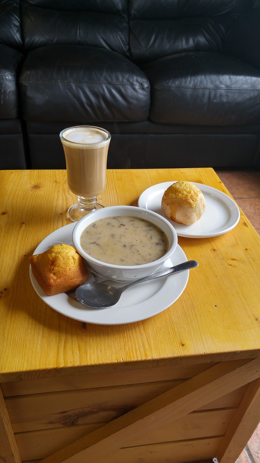 La Noisette Bakery | 900 Oxford St E, London, ON N5Y 5A1, Canada | Phone: (519) 601-1651