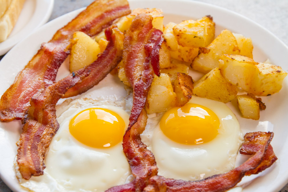 North Star Restaurant | 14368 Elginfield Rd, Lucan, ON N0M 2J0, Canada | Phone: (519) 227-4036