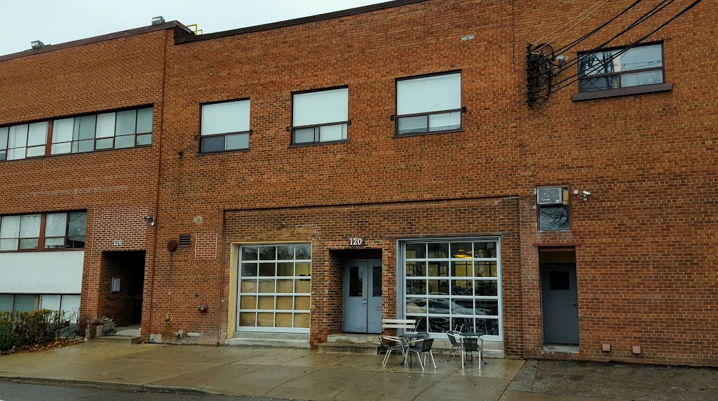 Dark Horse Espresso Bar | 120 Geary Ave, Toronto, ON M6H 4H1, Canada | Phone: (647) 347-3131