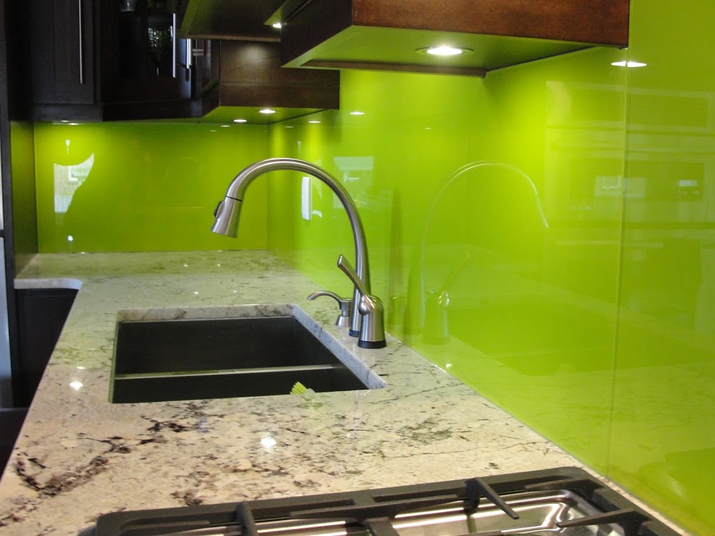 Sierra Glass Inc | 55 McCullough Ave, Beeton, ON L0G 1A0, Canada | Phone: (647) 802-0513
