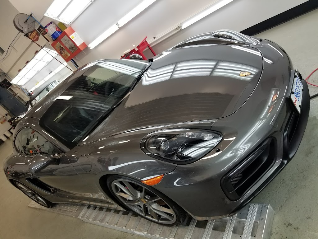 Tremblant Auto Spa | 1035 Rue Saint Roch, Mont-Tremblant, QC J8E 2Y9, Canada | Phone: (819) 681-1899