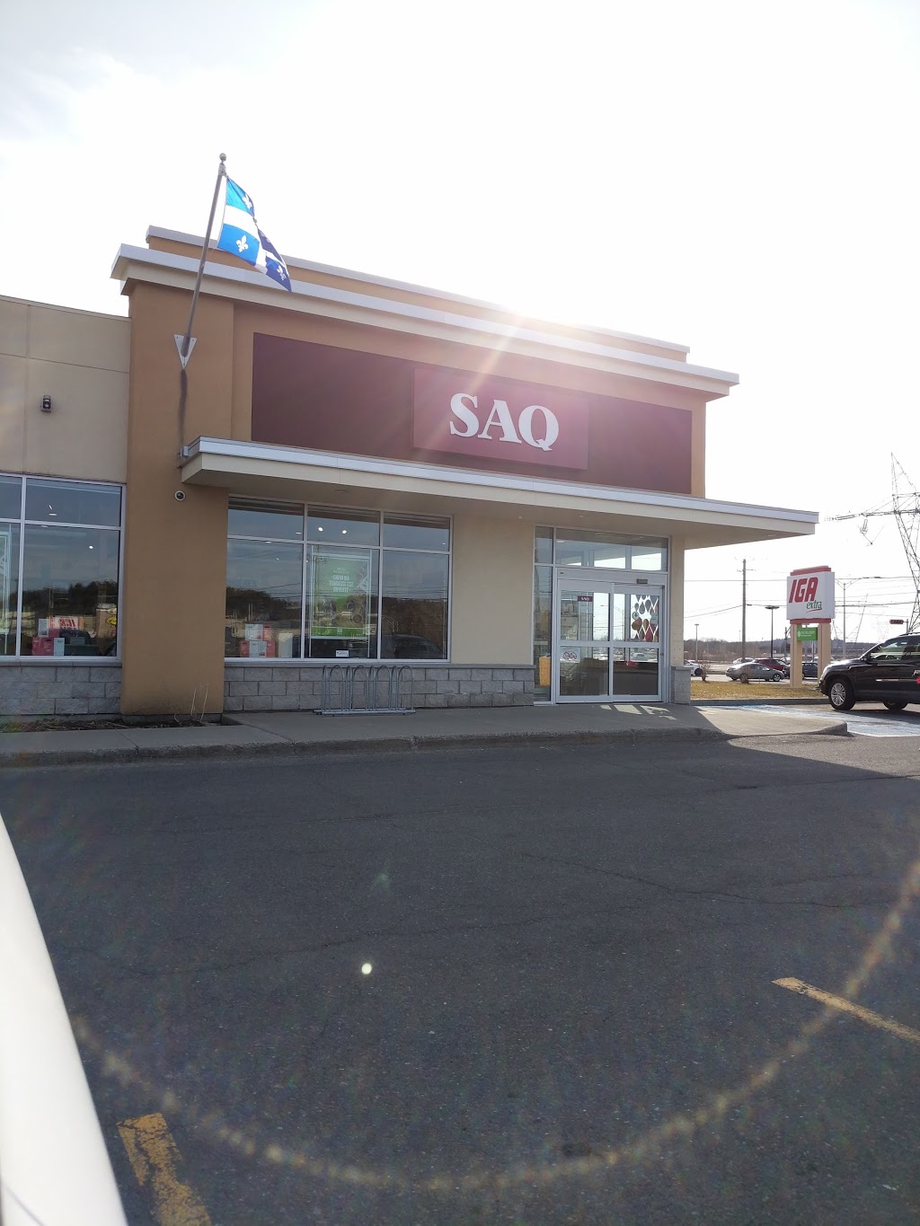 SAQ | 1040 Boulevard Guillaume-Couture, Saint-Romuald, QC G6W 5M6, Canada | Phone: (418) 839-5353