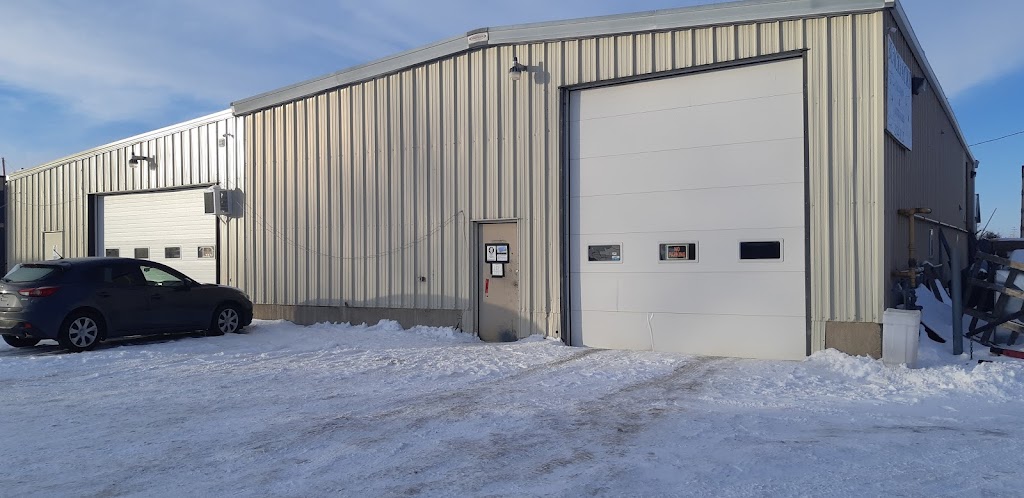 Blackjacks Collision & Auto Sales | 603 Greer Crescent, Wynyard, SK S0A 4T0, Canada | Phone: (306) 554-3112